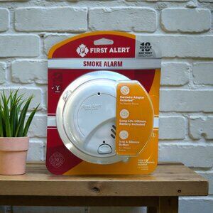 FIRST ALERT 9120B Smoke Detector - Alarm Hardwired AC with Battery Backup - NEW!